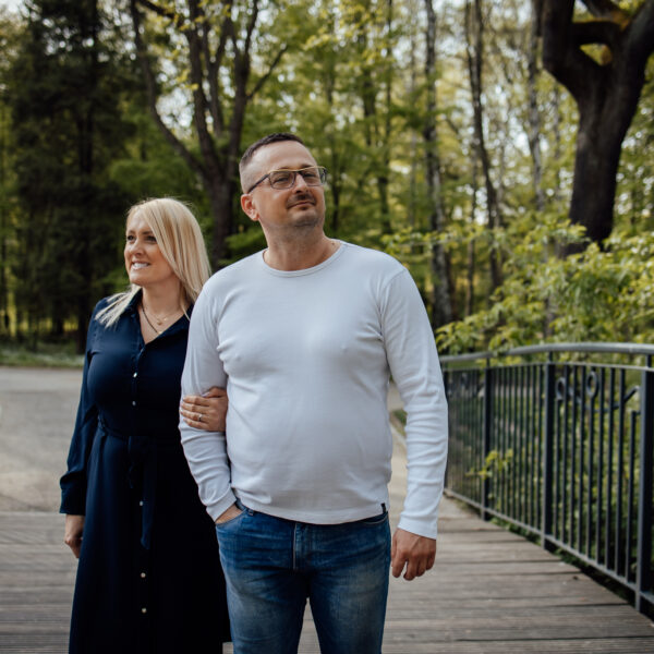 Plenerowa sesja rodzinna. Fotograf na wesele Śląsk. Fotograf województwo śląskie. Fotograf na chrzest Śląsk. Katowice. Dąbrowa Górnicza. Zawiercie. Kraków.