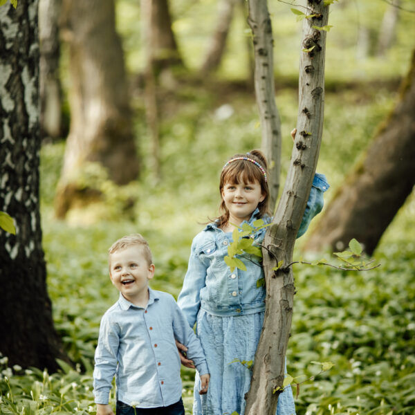 Plenerowa sesja rodzinna. Fotograf na wesele Śląsk. Fotograf województwo śląskie. Fotograf na chrzest Śląsk. Katowice. Dąbrowa Górnicza. Zawiercie. Kraków.