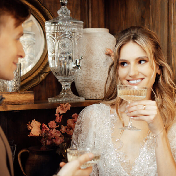 Odkryj magię niezapomnianego reportażu ślubnego w Villa Love w Krakowie. Profesjonalny fotograf na ślub i wesele uchwyci każdy emocjonujący moment Waszej uroczystości. #ŚlubMałopolska #FotografŚląsk #VillaLoveKraków