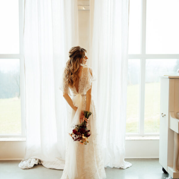 Odkryj magię niezapomnianego reportażu ślubnego w Villa Love w Krakowie. Profesjonalny fotograf na ślub i wesele uchwyci każdy emocjonujący moment Waszej uroczystości. #ŚlubMałopolska #FotografŚląsk #VillaLoveKraków