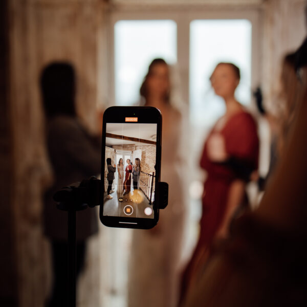 Odkryj magię niezapomnianego reportażu ślubnego w Villa Love w Krakowie. Profesjonalny fotograf na ślub i wesele uchwyci każdy emocjonujący moment Waszej uroczystości. #ŚlubMałopolska #FotografŚląsk #VillaLoveKraków