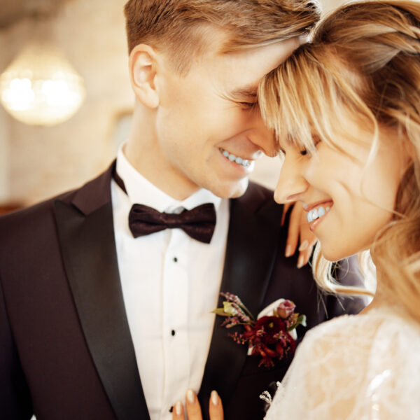 Odkryj magię niezapomnianego reportażu ślubnego w Villa Love w Krakowie. Profesjonalny fotograf na ślub i wesele uchwyci każdy emocjonujący moment Waszej uroczystości. #ŚlubMałopolska #FotografŚląsk #VillaLoveKraków